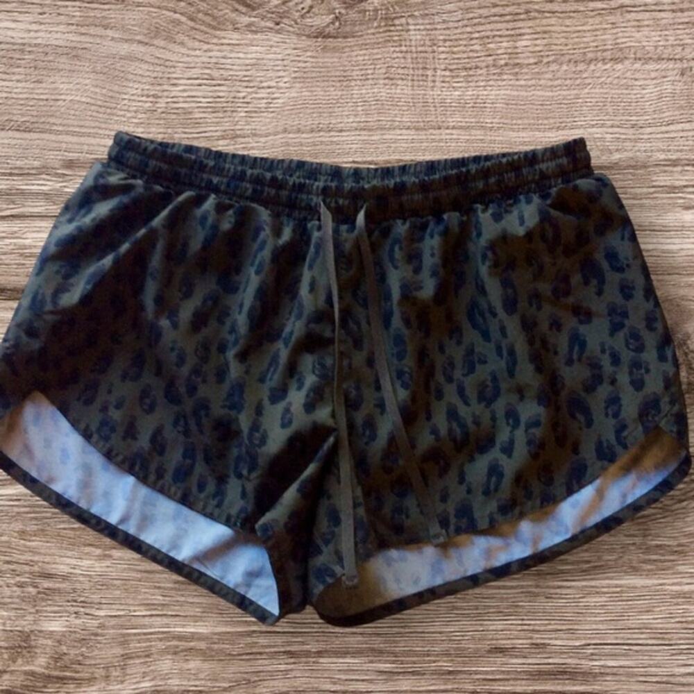 Old Navy, green leopard print camo built-in brief shorts .small